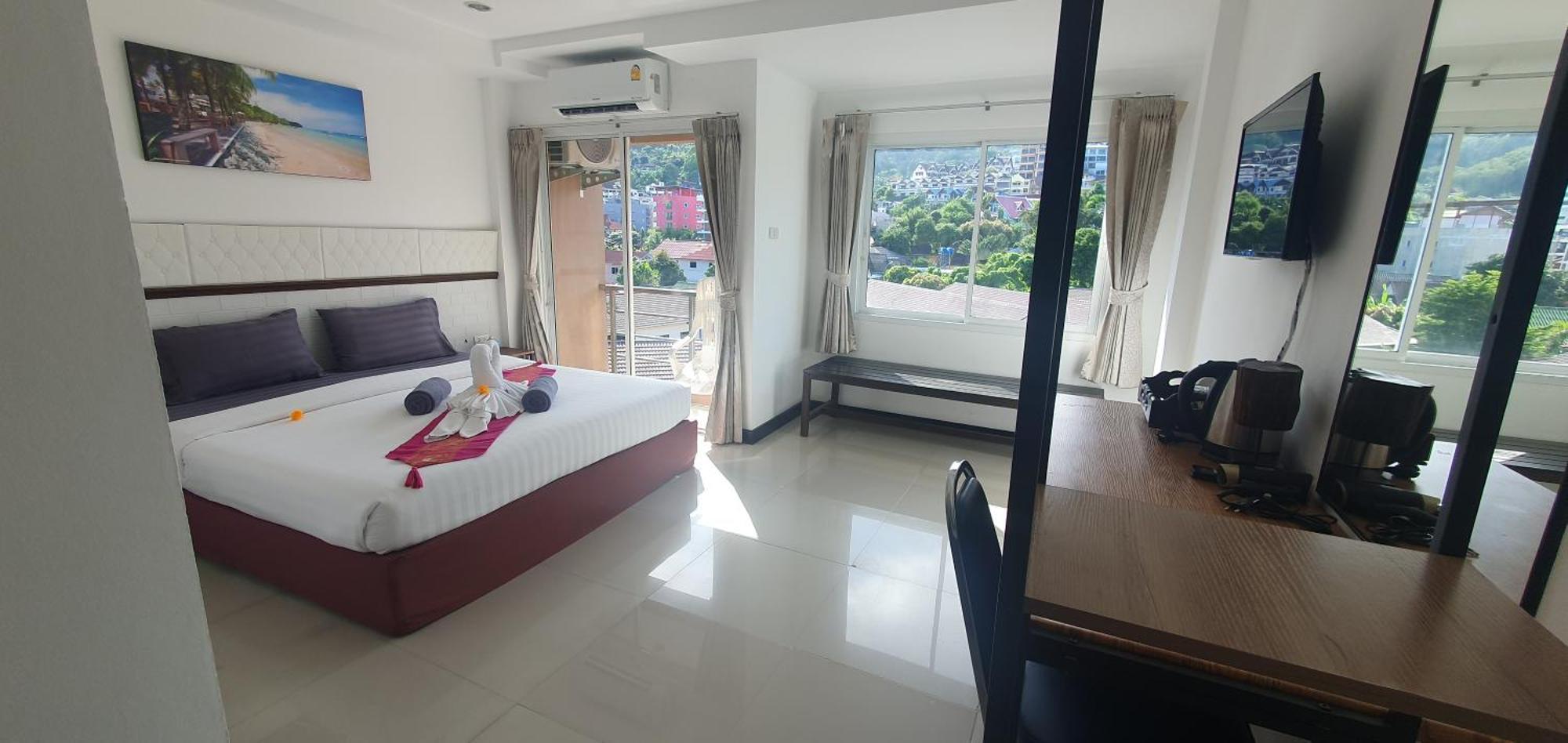 At Home Hotel Patong 외부 사진